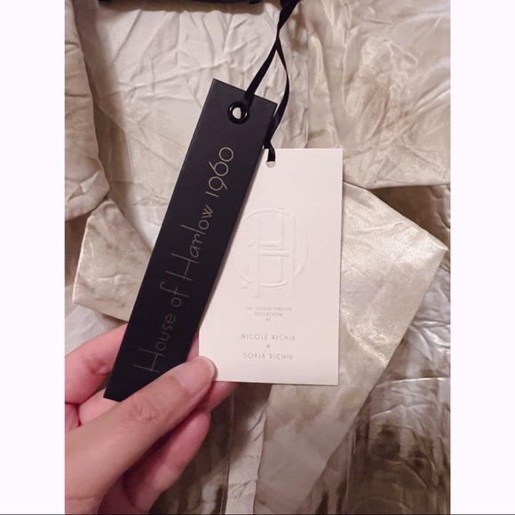 NWT House of Harlow 1960 x Sofia Richie Louie Top in Grey Tie Dye Revolve - Picture 5 of 12